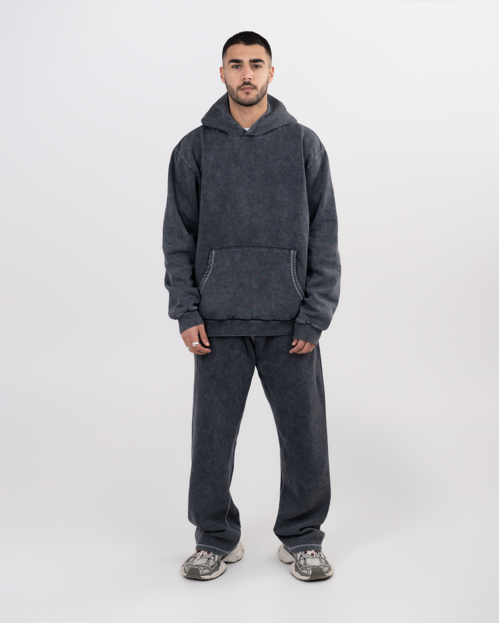 BASIC CHARCOAL HOODIE