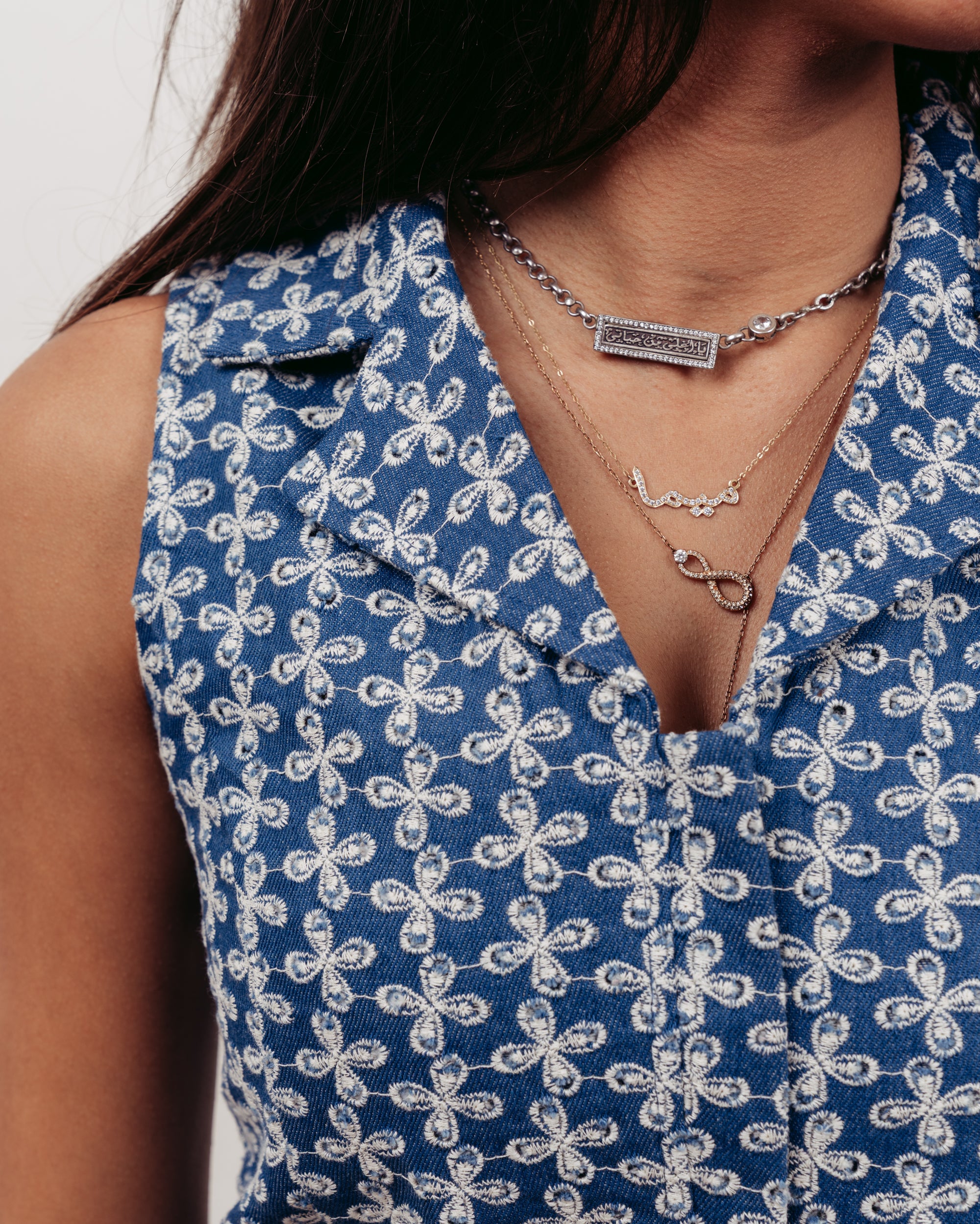 PATTERNED DENIM VEST