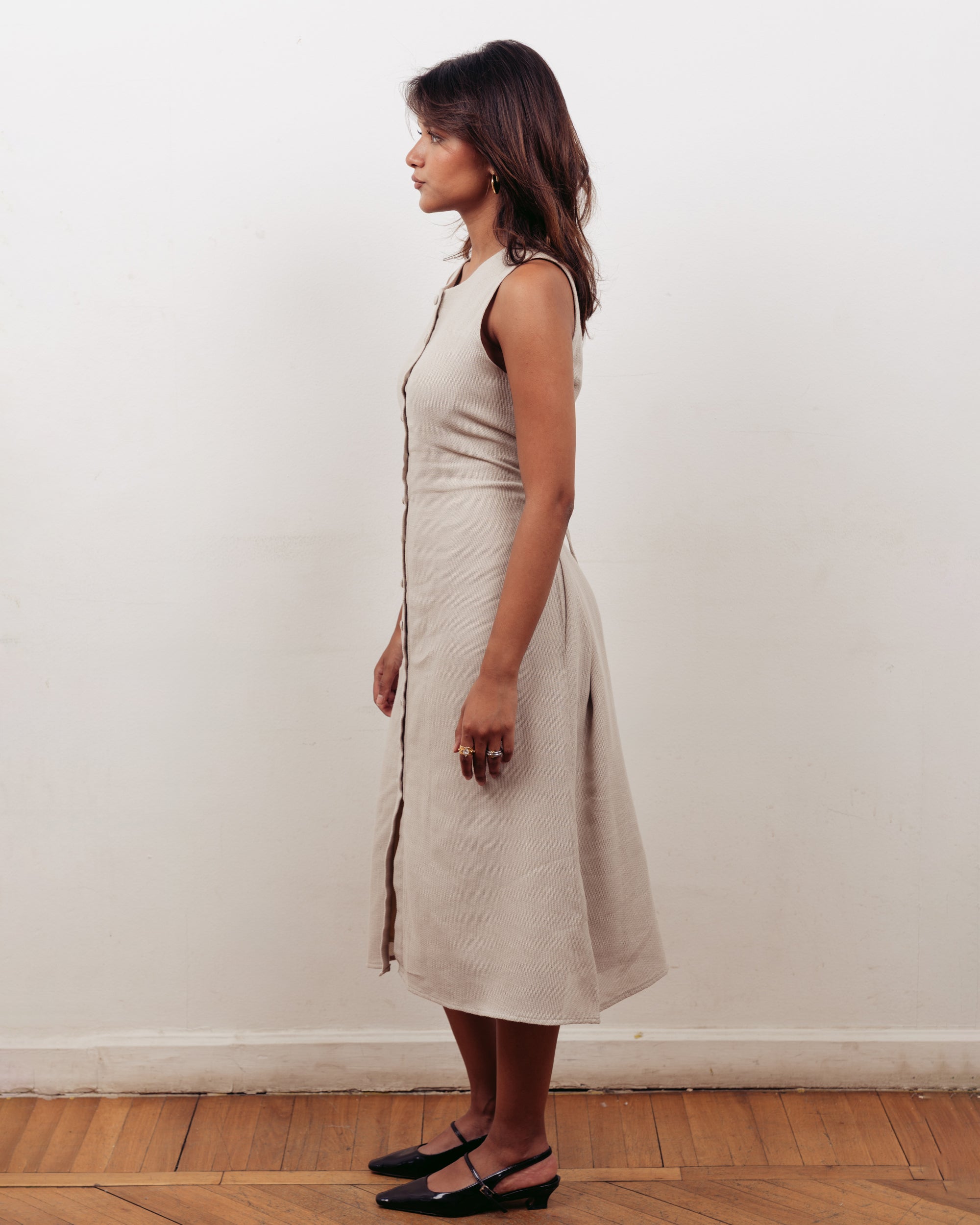 SANDBEIGE KNITTED DRESS