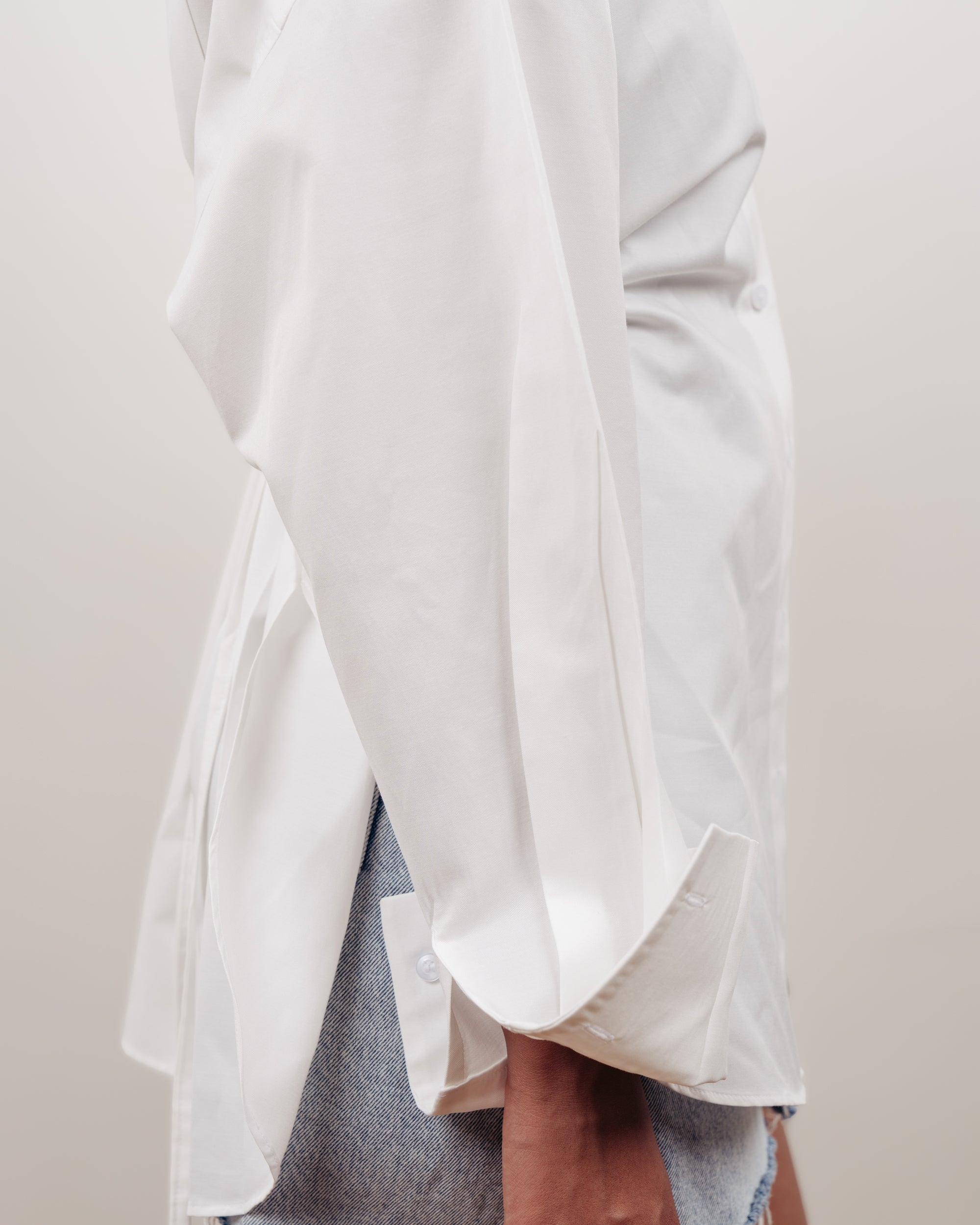 WHITE OVERSIZED POPLIN SHIRT