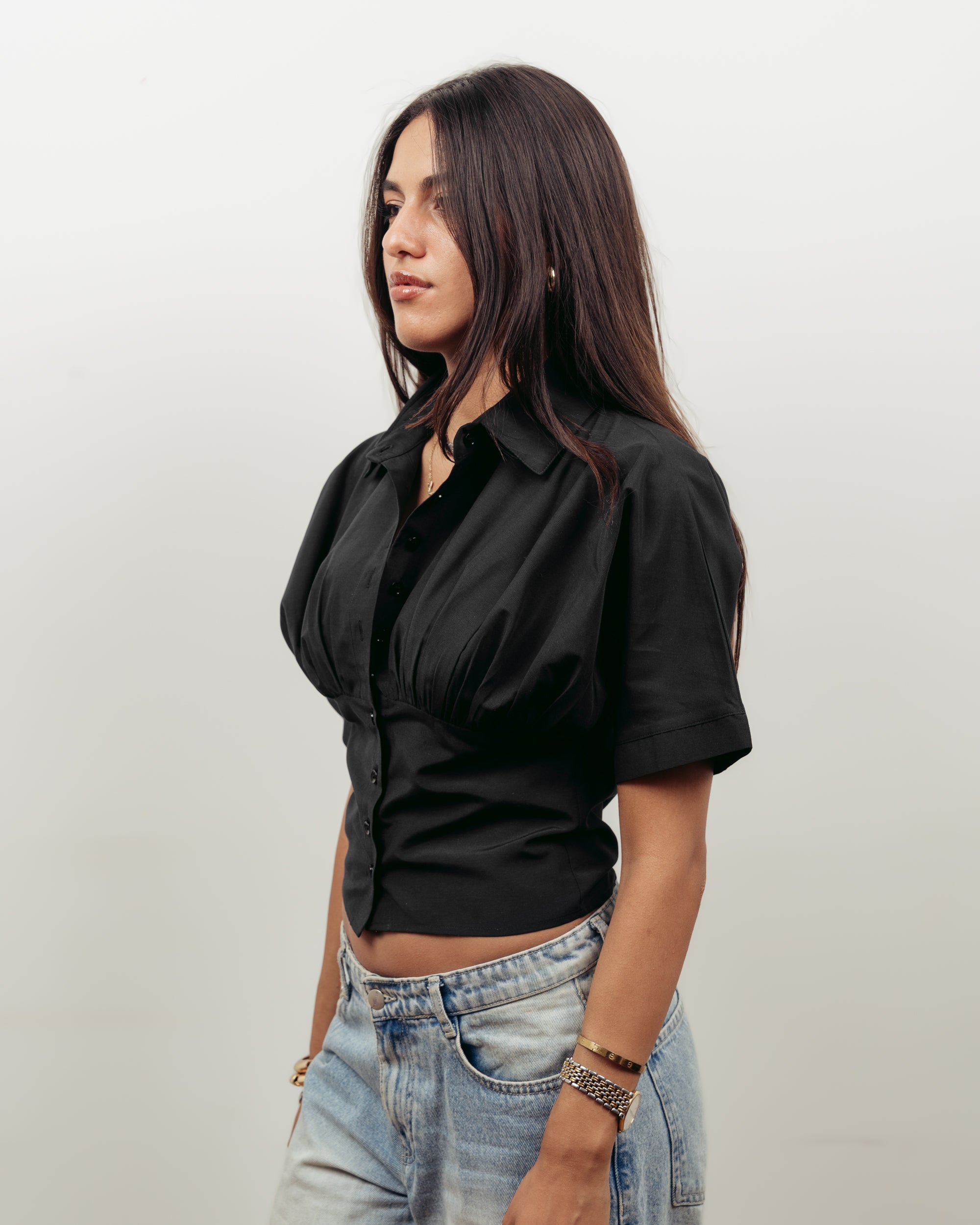BLACK FITTED CROPPED POPLIN SHIRT
