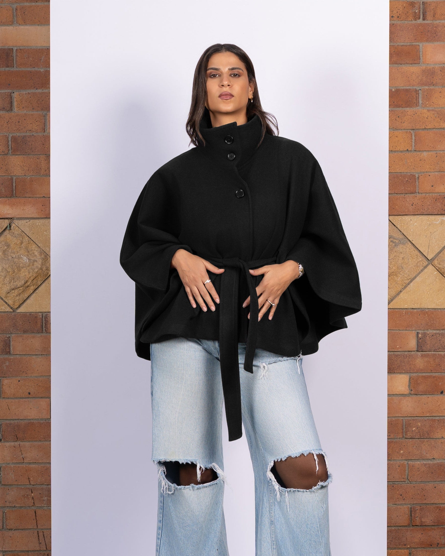 THE CAPE NEW EDITION - BLACK