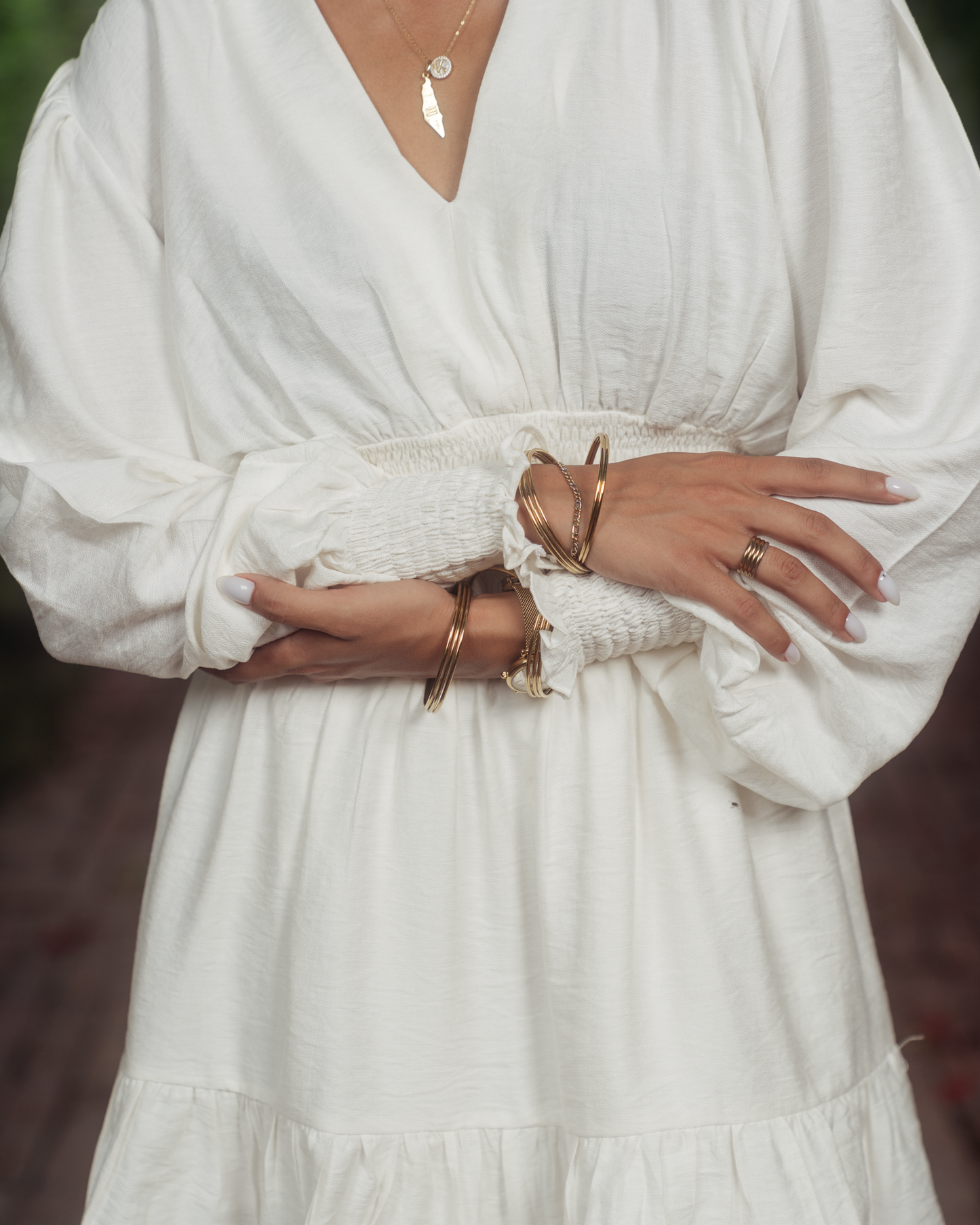 WHITE LONG SLEEVES RUFFLED LINEN DRESS