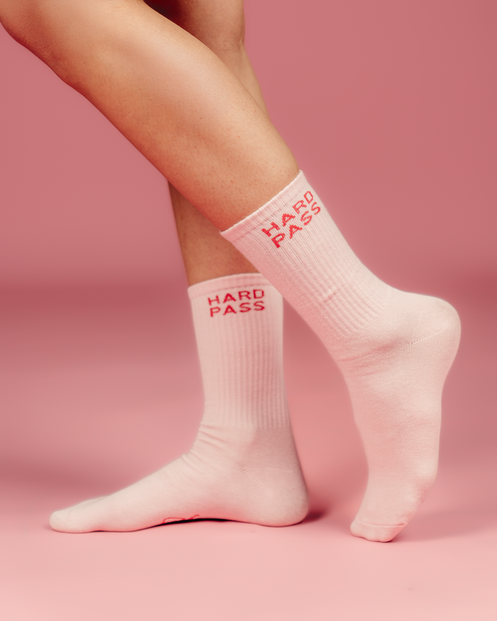 HARD PASS CREW NECK SOCKS