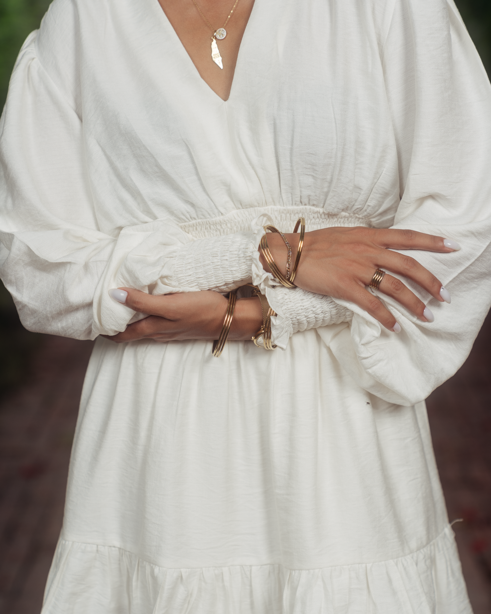 WHITE LONG SLEEVES RUFFLED LINEN DRESS