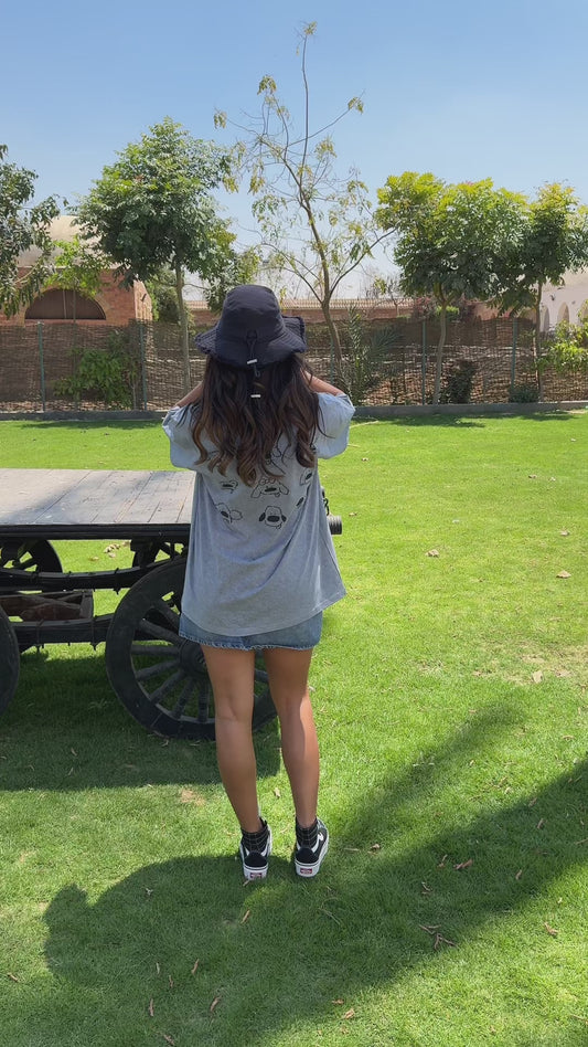 EASILY DISTRACTED OVERSIZED WASHED SHIRT